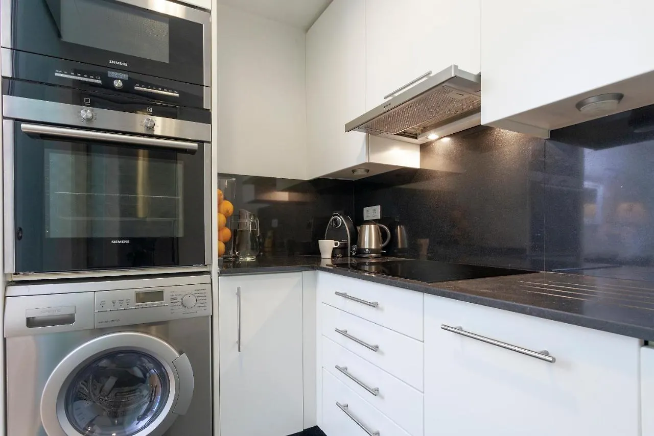 Apartment Acogedor Apartamento Junto A La Catedral By Rent Me Málaga